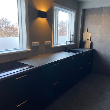 Perfectly Located 3 Bedroom Design Apartment Akureyri Exterior photo