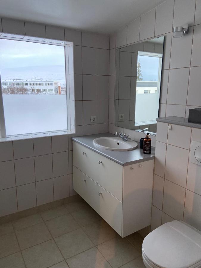 Perfectly Located 3 Bedroom Design Apartment Akureyri Exterior photo