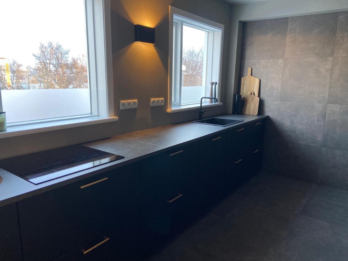 Perfectly Located 3 Bedroom Design Apartment Akureyri Exterior photo